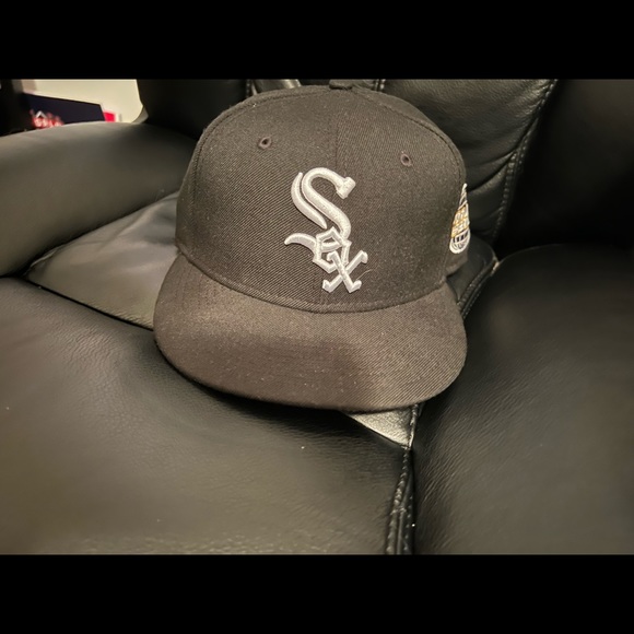 Bundle of fitted hats - Picture 7 of 12